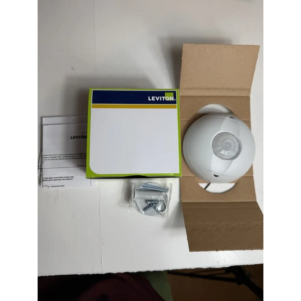 Leviton OSC15-I0W Ceiling Occupancy Sensor Infrared 1500 Sq Ft Open Box